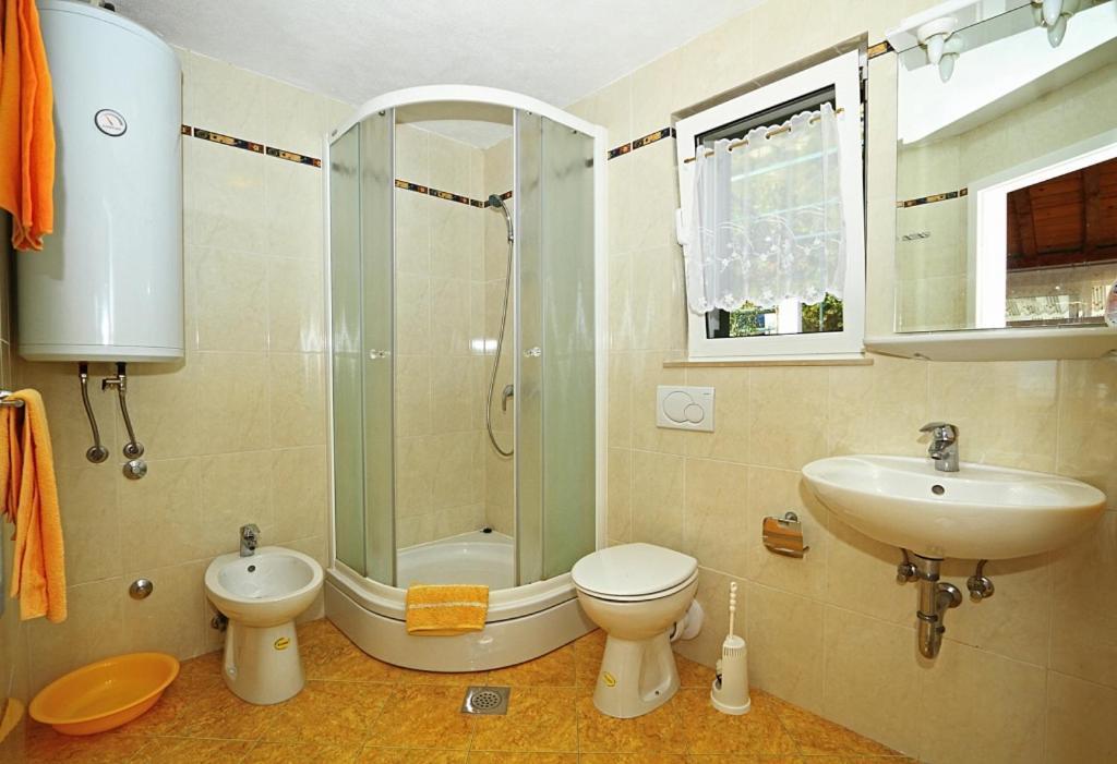 Studio Apartment In Pisak With Seaview, Terrace, Air Condition, Wifi Exterior foto